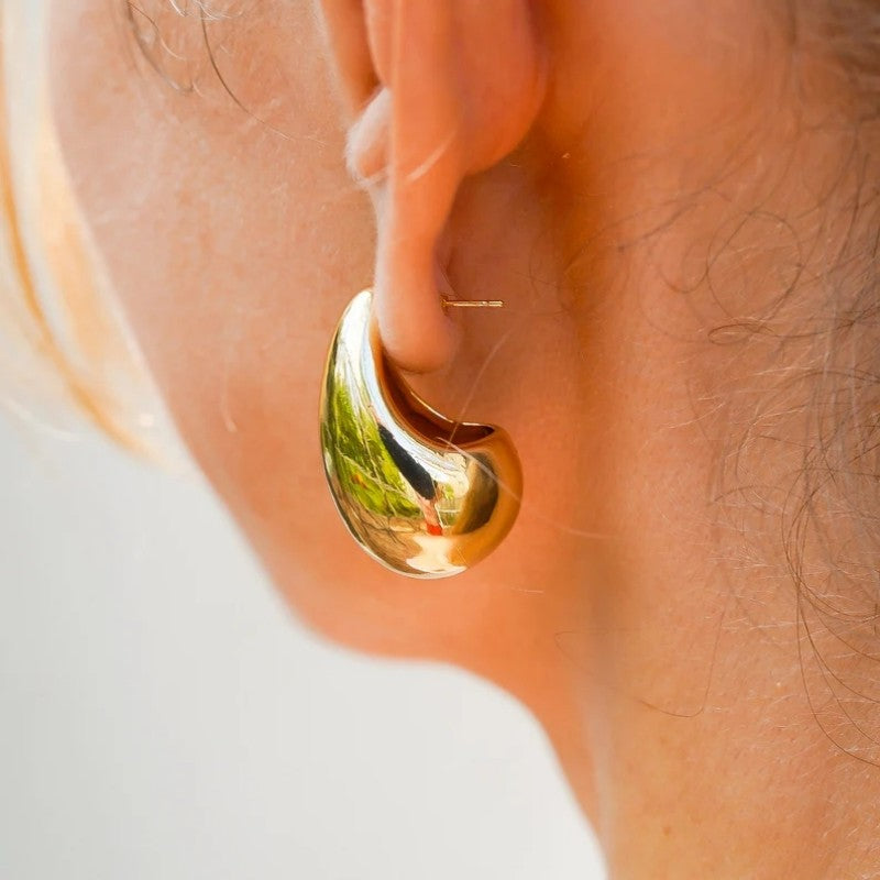 Brinco Gota Elegante Banhado a Ouro 18K