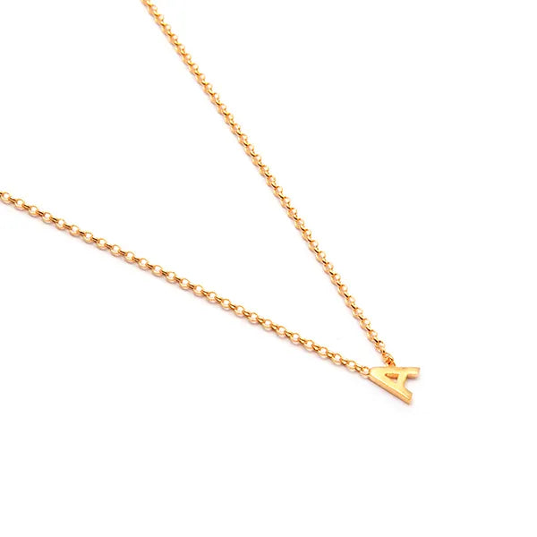 Colar de Letra Minimalista banhado a Ouro 18K